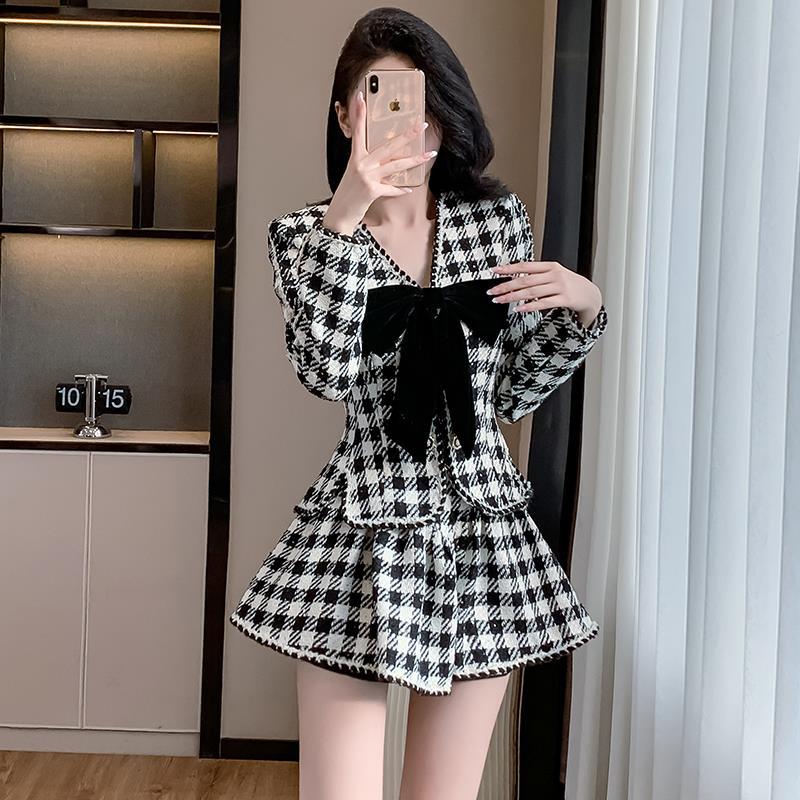 Luminax™ 3-Piece Outfit: Skirt, Shirt, and Bowknot