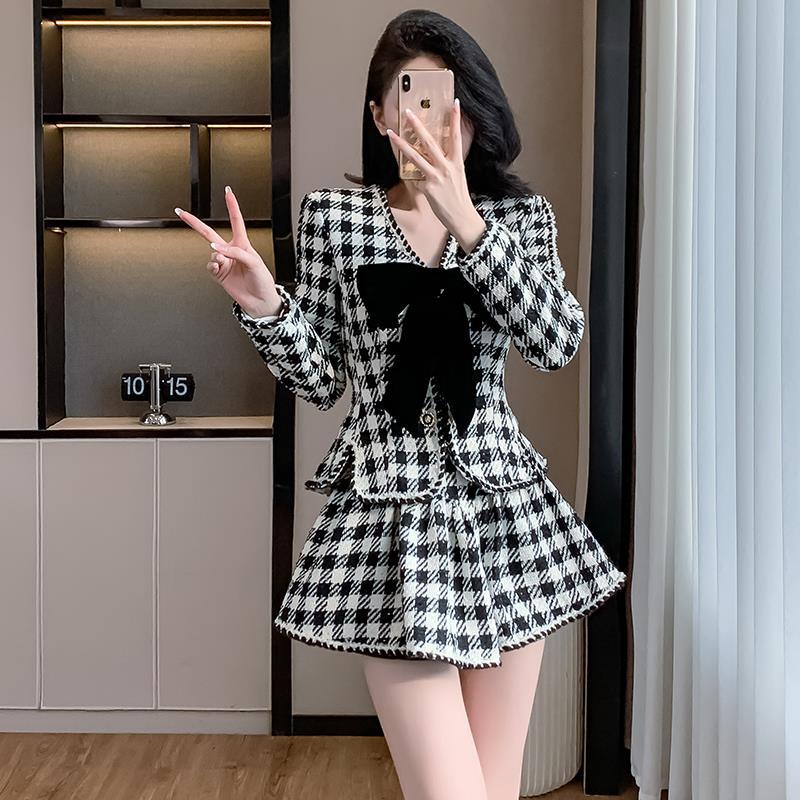 Luminax™ 3-Piece Outfit: Skirt, Shirt, and Bowknot